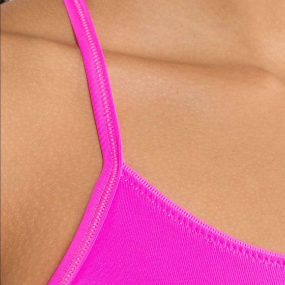 EUC Lululemon Fuchsia Limited Edition Atma Tank Top size 6 - Picture 3 of 5